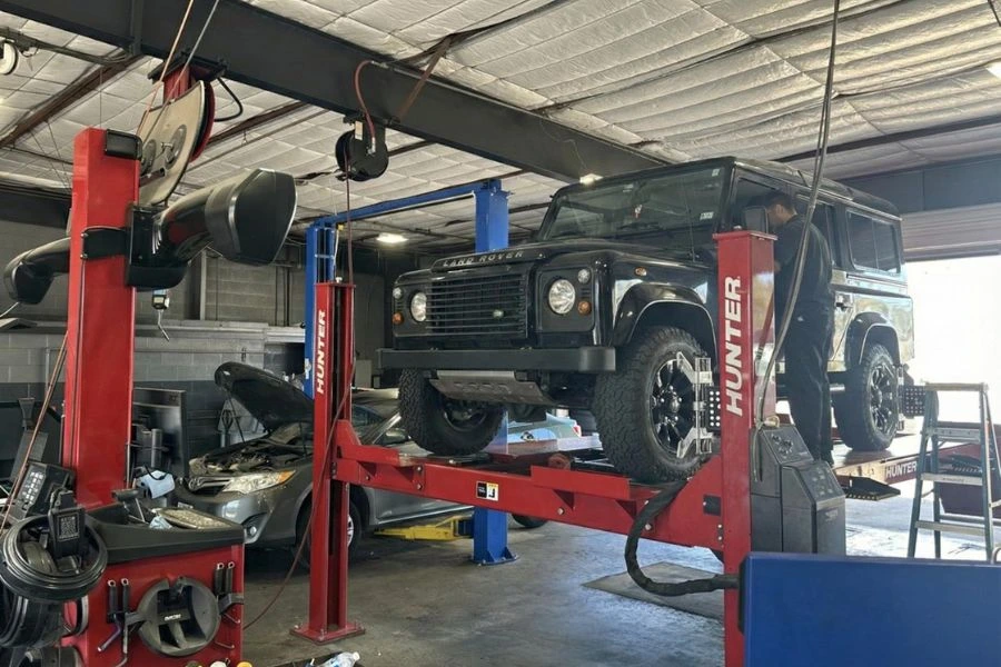Land Rover specialist houston